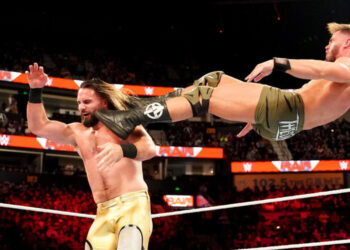 Seth Rollins se manifiesta en medio de rumores sobre una posible lesión