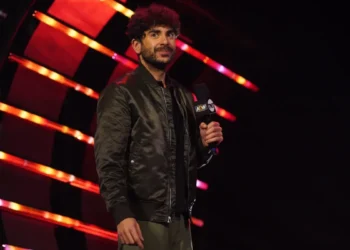 Tony Khan: “Estamos a punto de realizar los anuncios más importantes de la historia de AEW. Es inminente”