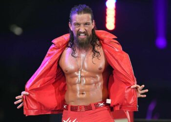 Jay White abandona NJPW