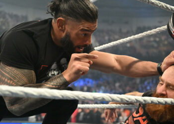 Michael Cole: "La storyline de The Bloodline y Sami Zayn merece un Emmy"