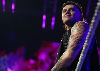 Randy Orton asegura estar muy sorprendido con Dominik Mysterio: "Tiene el futuro agarrado por las pelotas"