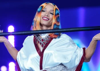 Se espera que en los próximos días, Mercedes Moné haga su regreso al ring uniéndose a AEW. A pesar de que esto la vinculará a la empresa por un buen