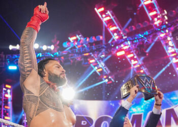 Kurt Angle cree que los aficionados pueden perder el interés en WWE por el reinado de Roman Reigns