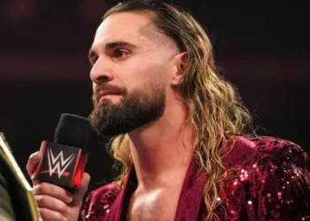 Seth Rollins a Logan Paul: "Solo quiere ser famoso"
