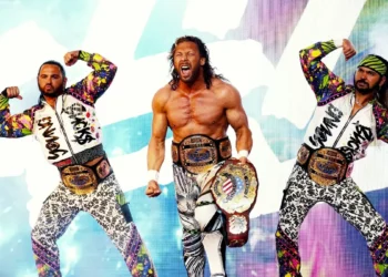 Jon Moxley: "Mucha gente odia a The Elite y eso es porque se odian a sí mismos"