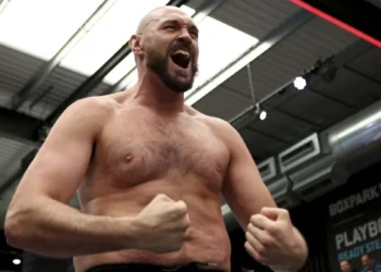 Tyson Fury espera regresar pronto a WWE