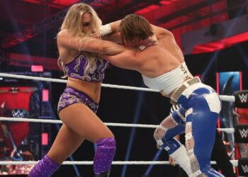 Ric Flair cree que Rhea Ripley vs Charlotte Flair debe ser el evento principal de Wrestlemania 39