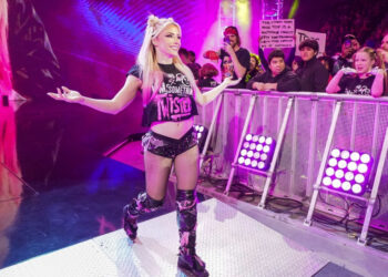 Alexa Bliss estaría muy cerca de regresar a la programación de WWE