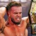 Posibles planes para Austin Theory en SummerSlam 2023 Austin Theory explica las diferencias en el estilo de trabajo entre Vince McMahon y Triple H