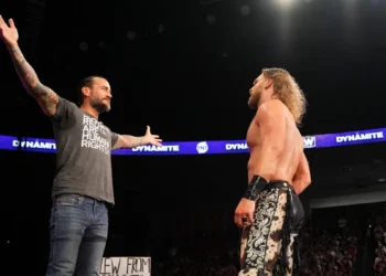 CM Punk pidió disculpas a ‘Hangman’ Page por su promo tras AEW Collision