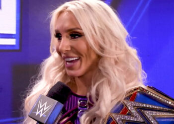 Charlotte Flair, sobre una posible rival en un combate de retiro: “No sé si esa persona existe todavía”