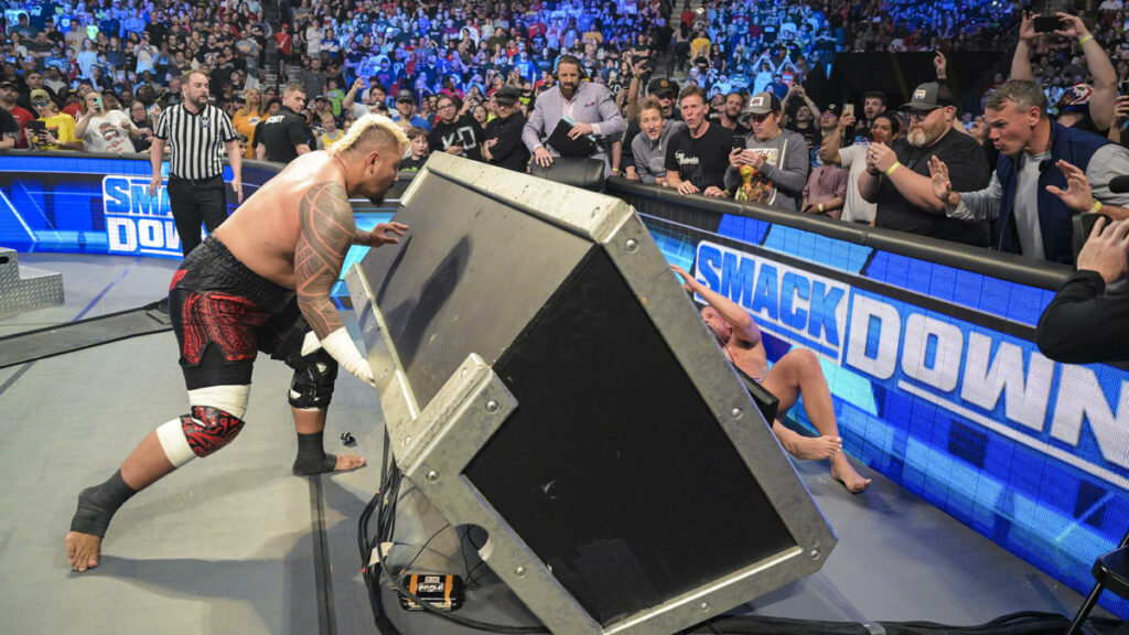 Resultados WWE SmackDown 14 de abril de 2023