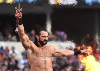 Razón de la ausencia de Drew McIntyre la próxima semana en RAW