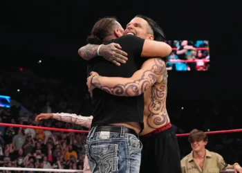 Jeff Hardy hace su regreso en AEW Dynamite