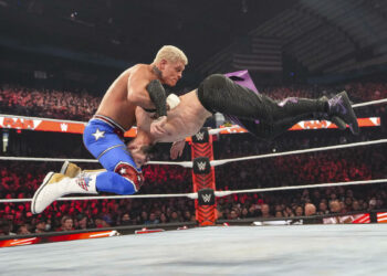 Jim Ross opina que WWE es más probable que contrate a Dustin Rhodes antes de que Cody Rhodes regrese a AEW