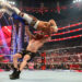 Brock Lesnar ataca a Cody Rhodes en WWE Raw Brock Lesnar ataca a Cody Rhodes en WWE Raw
