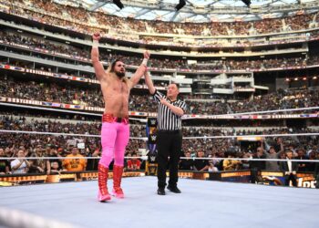 Seth Rollins derrota a Logan Paul en WrestleMania