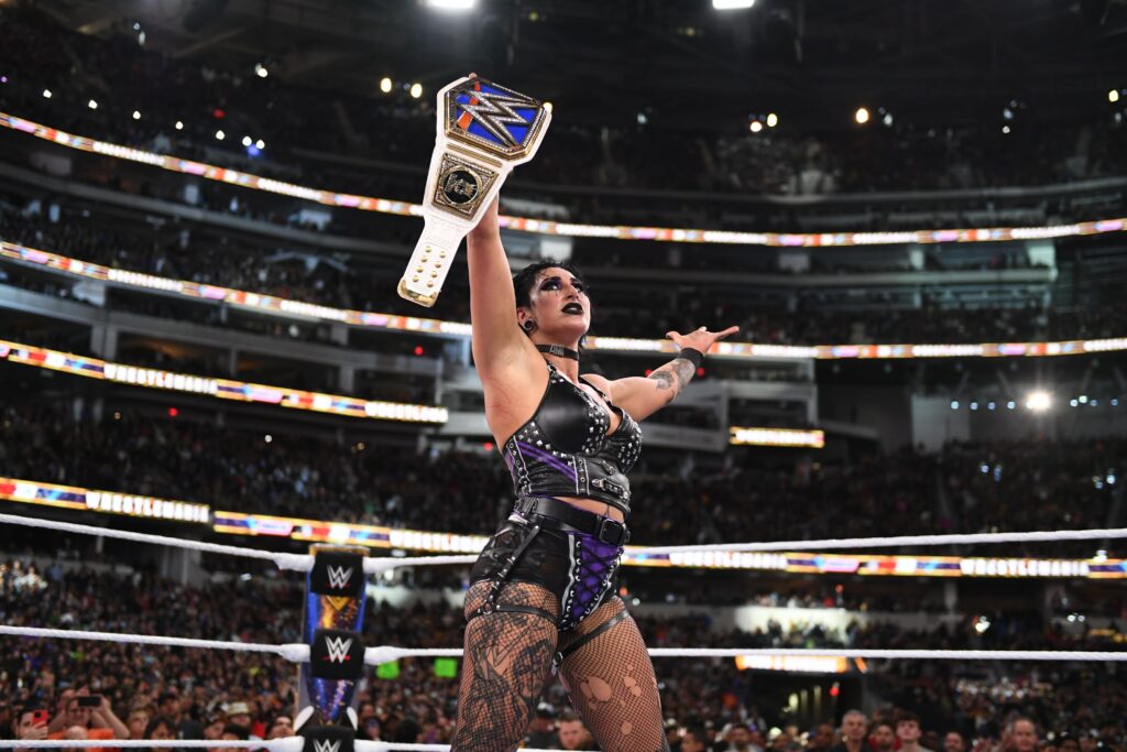 Rhea Ripley gana el Campeonato Femenino de SmackDown en WrestleMania 39