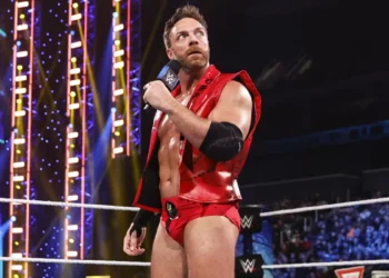 LA Knight se arrepiente de no haber regresado antes a WWE