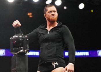 Kyle O’Reilly sigue sin tener fecha de regreso a AEW, pero sigue mejorando
