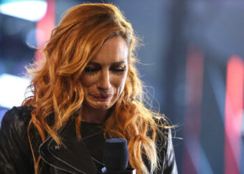 Becky Lynch revela la reacción de Vince McMahon al enterarse de su embarazo