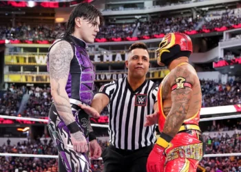 Dominik Mysterio cuenta cómo supo que tendría una entrada especial en WrestleMania 39 y da más detalles