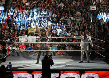 La actuación de Omos en WWE Backlash 2023 dejó comentarios positivos