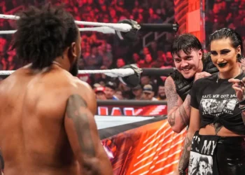 Productores WWE RAW 15 de mayo de 2023