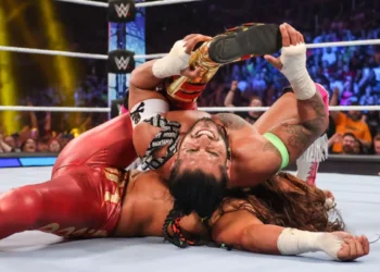 Santos Escobar estará en el combate de escaleras de Money in the Bank 2023