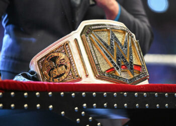 Motivo por el que Triple H decidió cambiar los diseños de los campeonatos