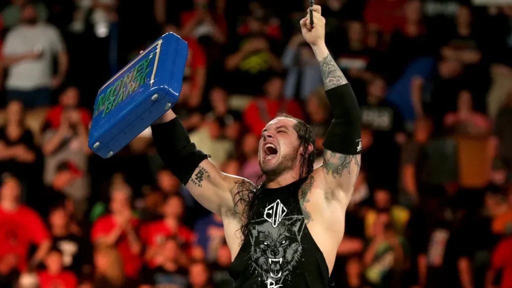 Baron Corbin explica las complicaciones para descolgar el maletín de Money in the Bank