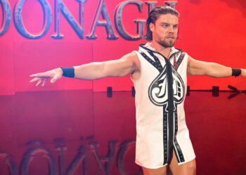 JD McDonagh, tras atacar a Sami Zayn en RAW: “Es hora de un poco de sangre fresca”