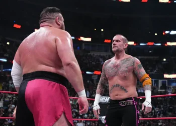 Samoa Joe le resta importancia al incidente entre CM Punk y Jack Perry en All In: "Estas cosas pasan"