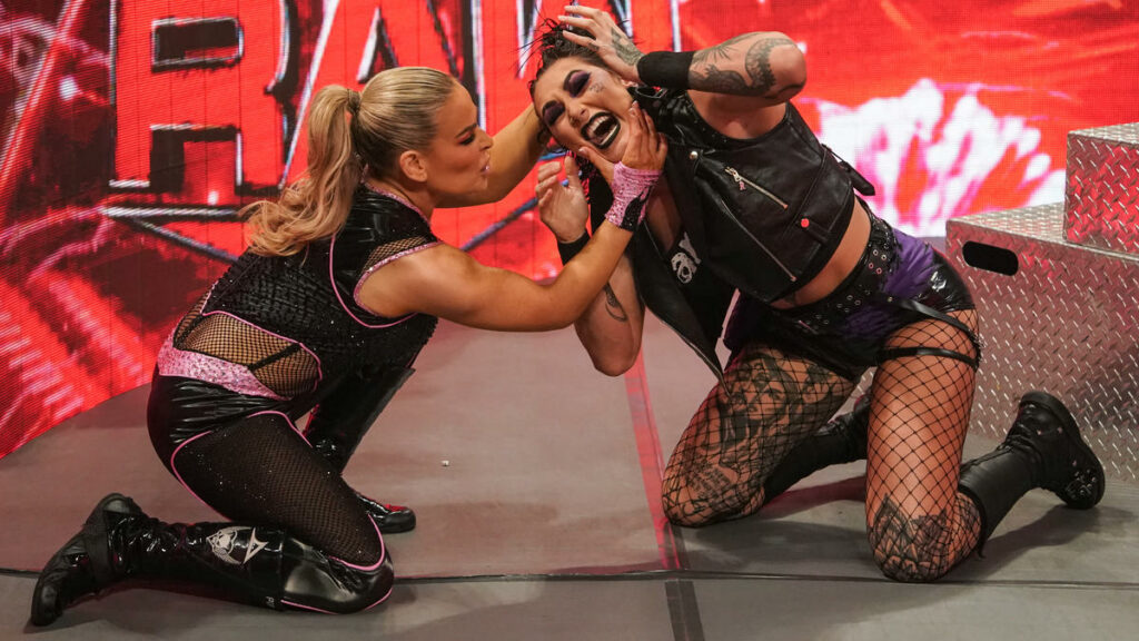 Reacciones en WWE al combate entre Rhea Ripley y Natalya en RAW