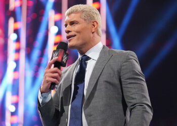 Cody Rhodes sufre una "lesión de tobillo" en WWE RAW