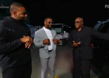 Bobby Lashley vuelve en SmackDown para tener una reunión con Street Profits