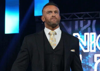 Nick Aldis no ha firmado un contrato con WWE
