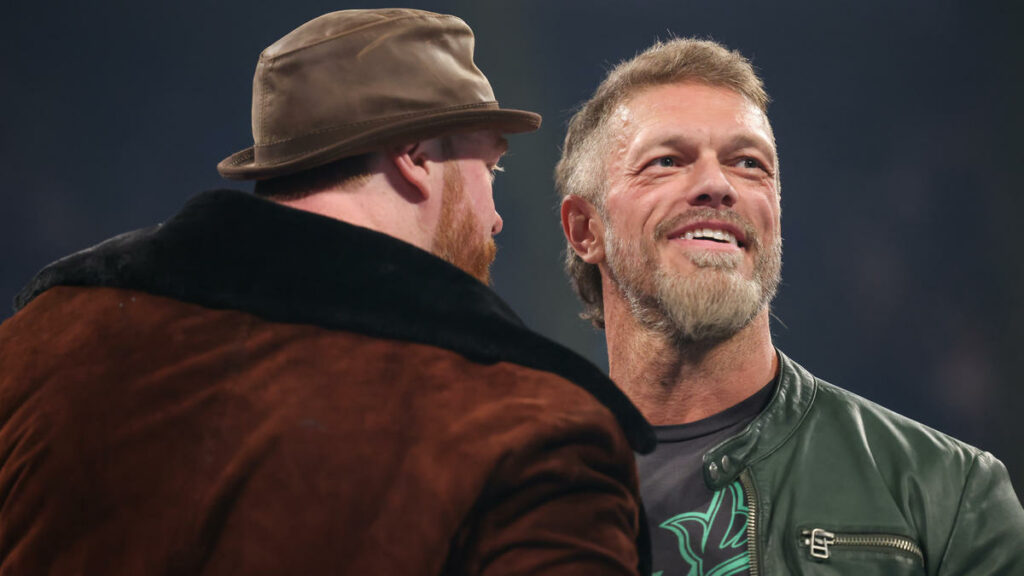 Edge regresa en SmackDown y acuerda una lucha con Sheamus para la próxima semana