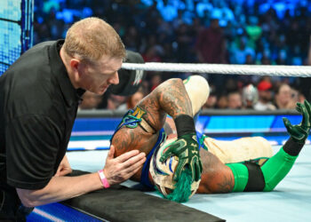 Actualización sobre la lesión de Rey Mysterio en SmackDown