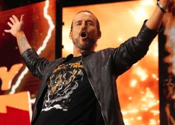 No se espera que Adam Cole esté listo para luchar pronto