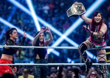 IYO SKY canjea el maletín y gana el Campeonato Femenino de WWE en SummerSlam 2023