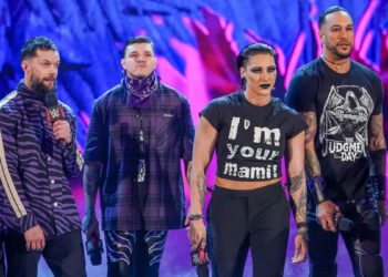 Finn Bálor, sobre Dominik Mysterio: "Ahora es un hombre"