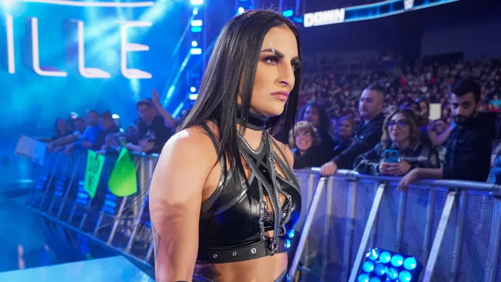 Sonya Deville sufre una rotura del ligamento cruzado anterior