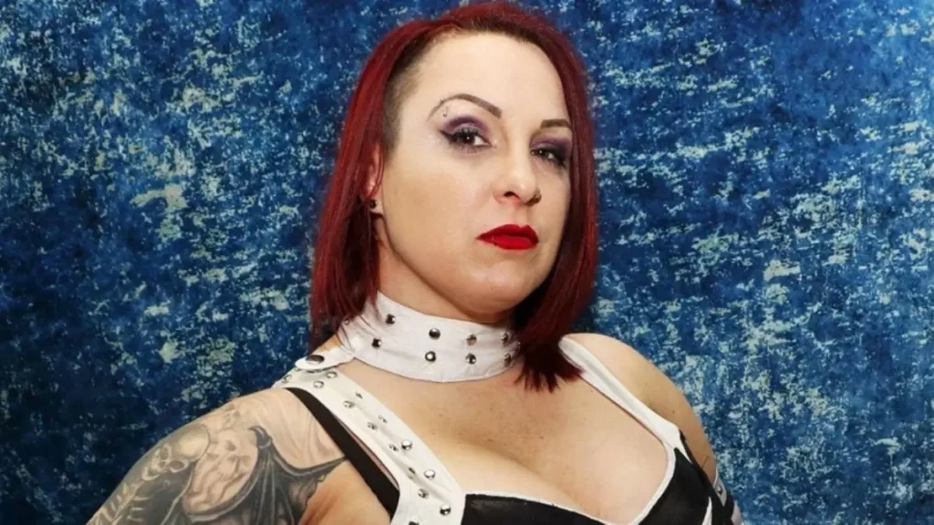 LuFisto carga de nuevo contra la supuesta toxicidad en la división femenina de AEW