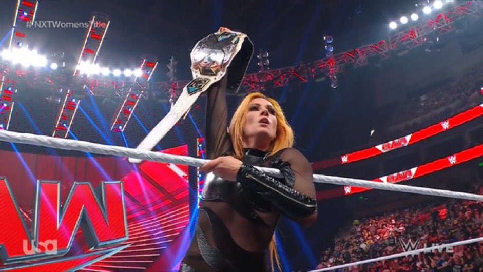 Becky Lynch vence a Natalya y retiene el Campeonato Femenino de NXT en WWE RAW