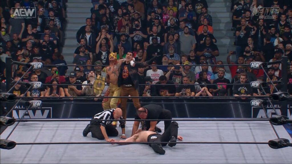 Rey Fenix, nuevo Campeón Internacional de AEW tras derrotar a Jon Moxley en Dynamite Grand Slam
