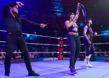 Productores WWE RAW 30 de octubre de 2023