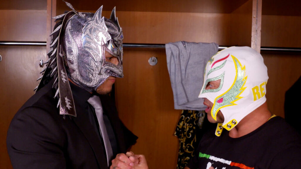 Rey Mysterio: "Dragon Lee se convertirá en su versión de Rey Mysterio"