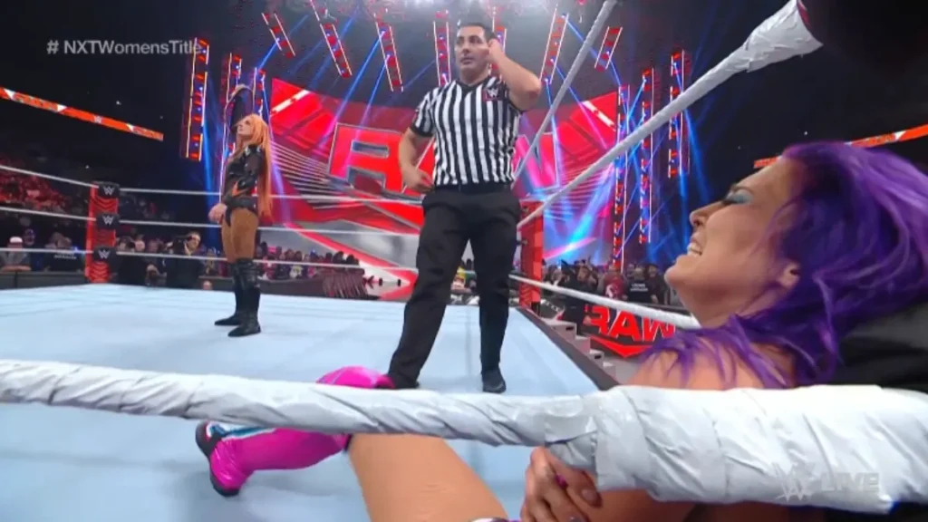 Becky Lynch retiene el Campeonato de NXT en WWE RAW