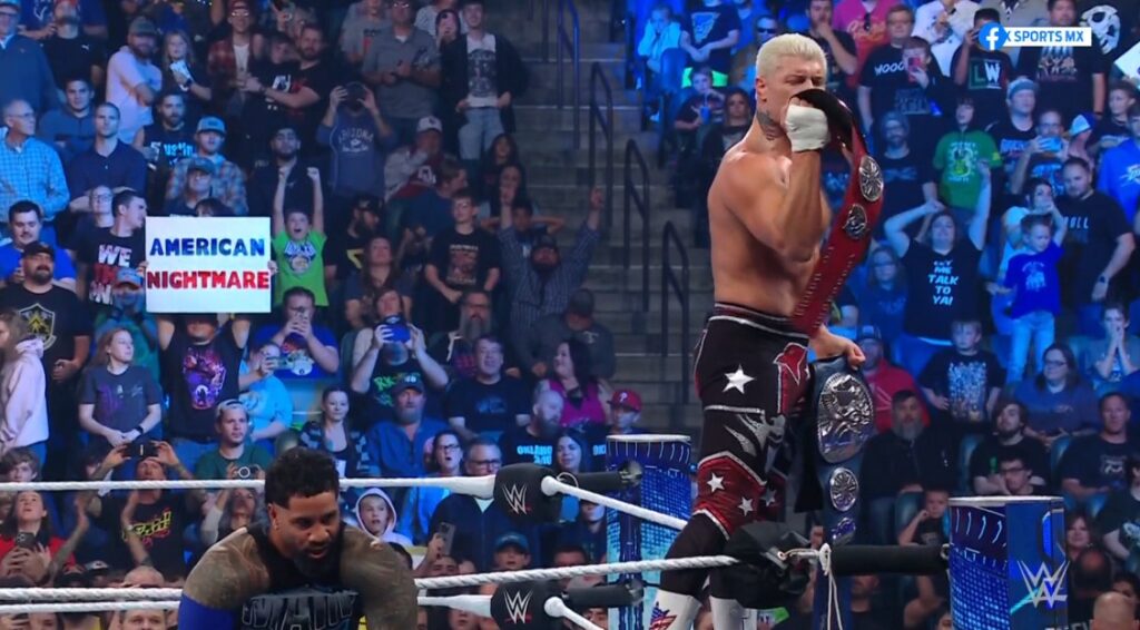 Cody Rhodes y Jey Uso retienen los Campeonatos Indiscutidos por Parejas de WWE y se encaran con The Bloodline
